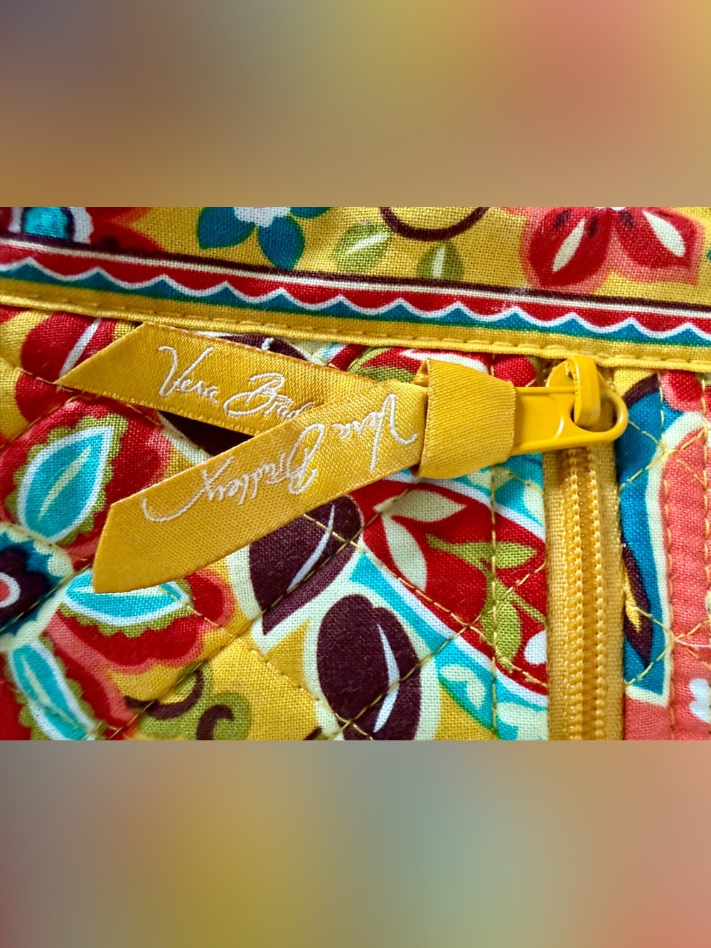 Vera Bradley Provençal pattern Quilted Floral Crossbody - Picture 4 of 7